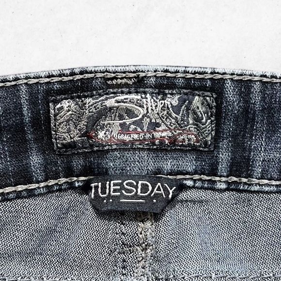 Silver Jeans Womens W29 L31 Tuesday Jeans Boot Low Rise Stretch Slim Embroidered - Picture 4 of 9
